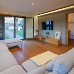 Casa De Ensueno En El Castro De Vigo Y Centrica By Prishomes